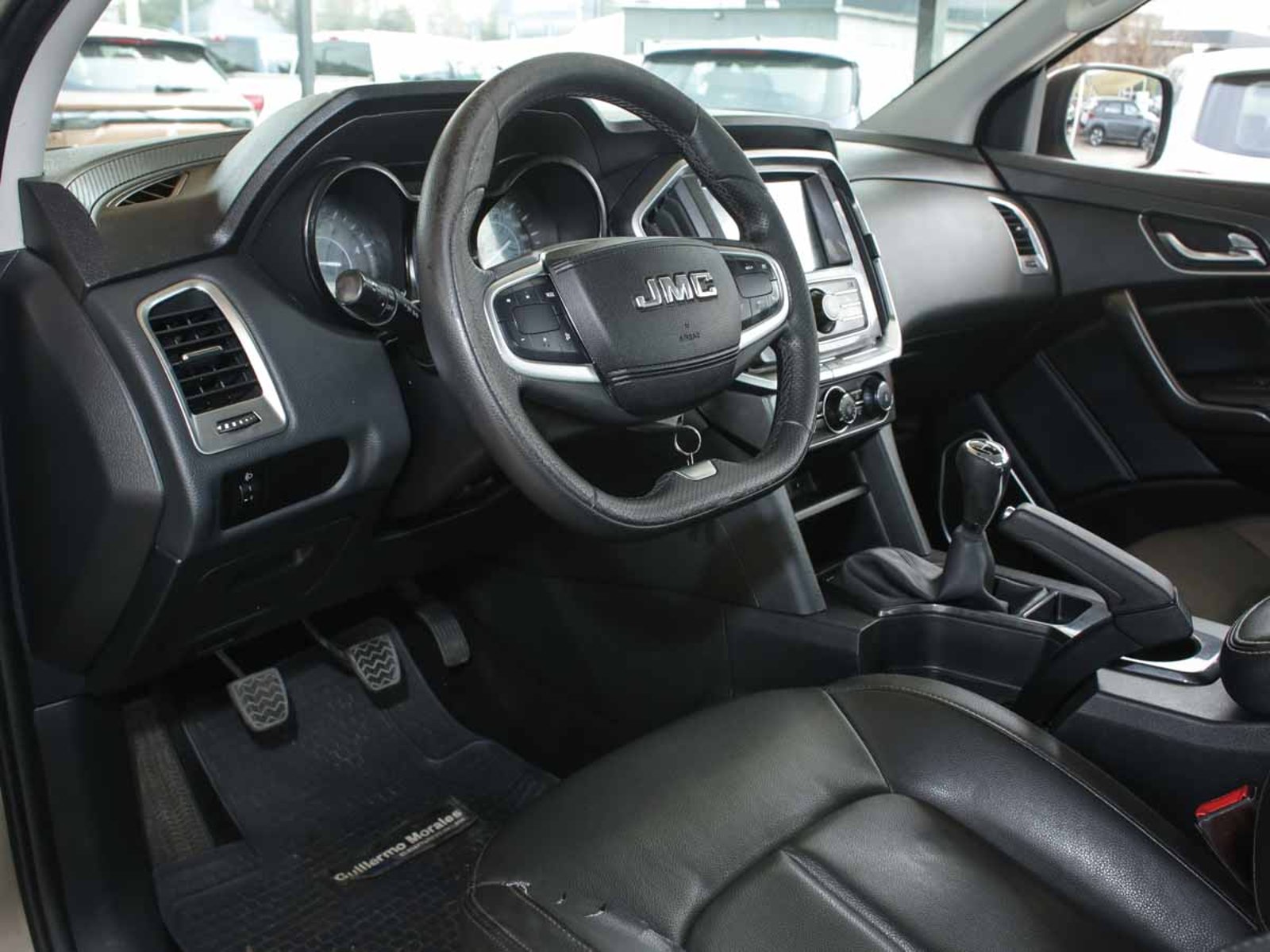 JMC VIGUS 2.4 PLUS DIESEL 2023 - Imagen 6 de 8
