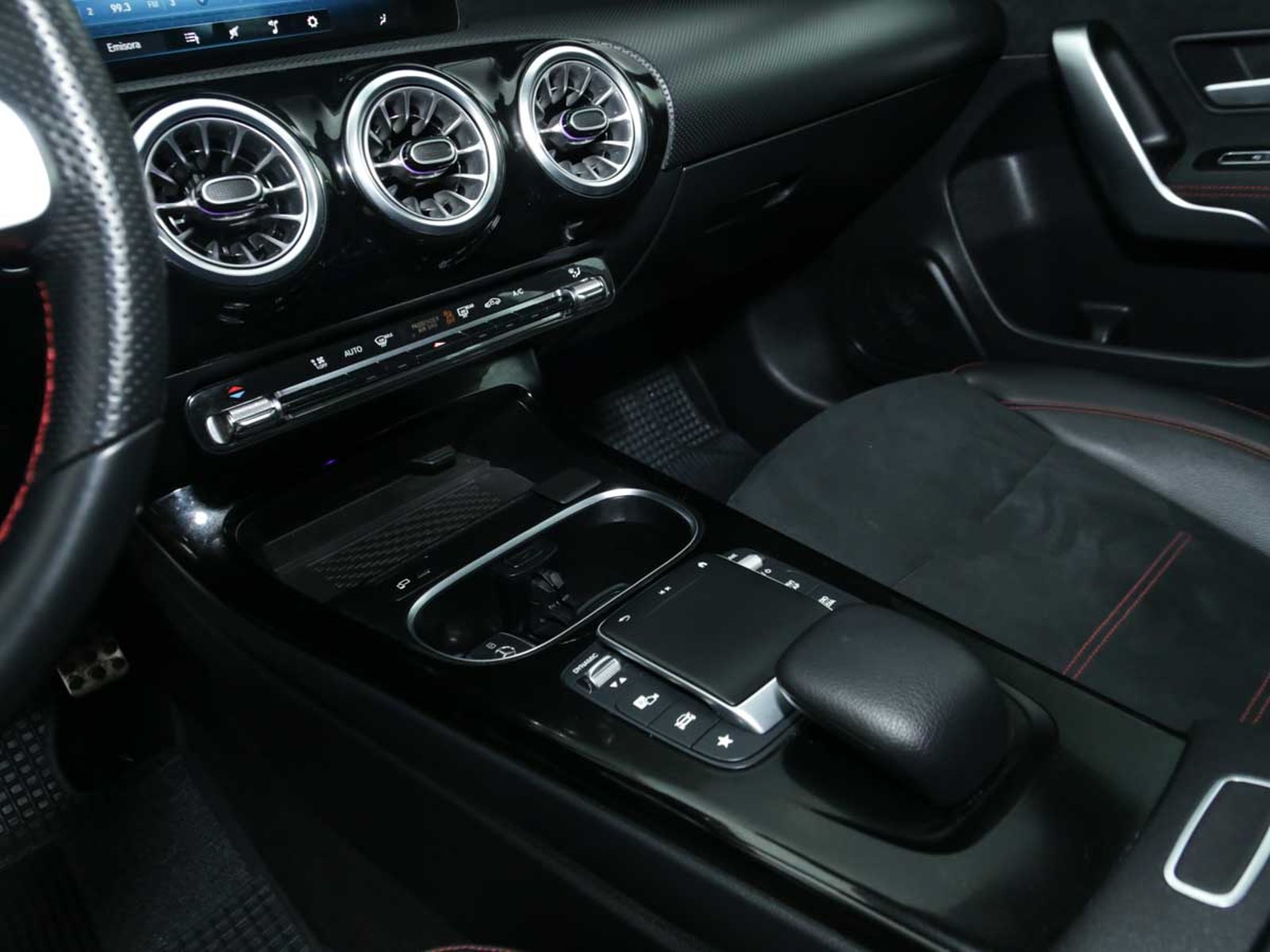 MERCEDES BENZ A 200 2022 - Imagen 14 de 14