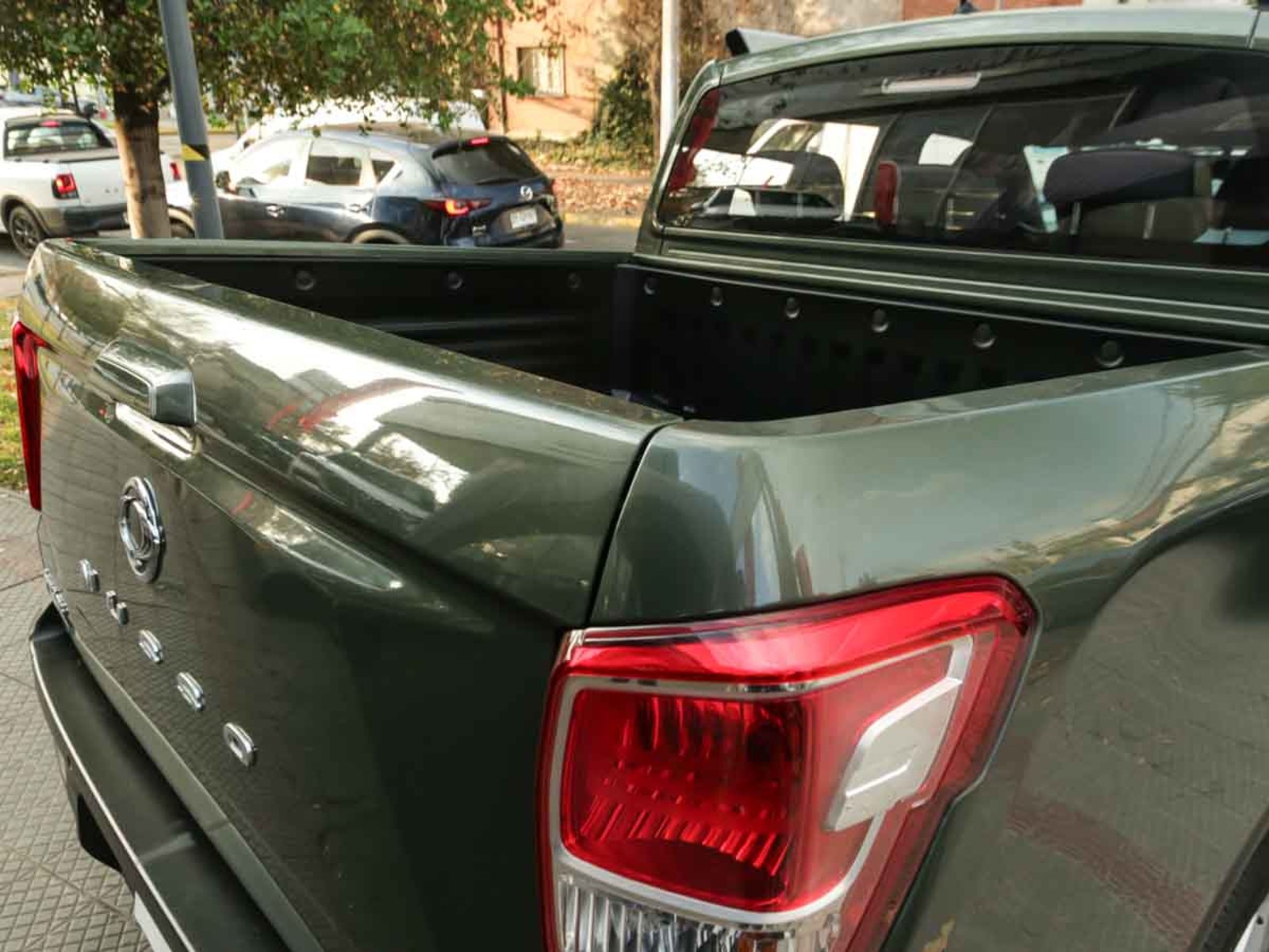 SsangYong MUSSO GLX 2.2 TD 6MT 4WD 2023 - Imagen 7 de 15