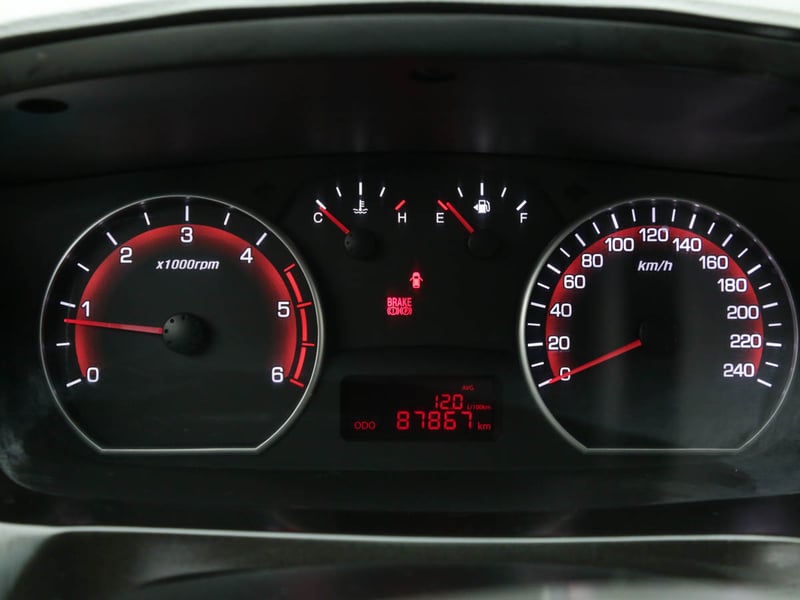 SsangYong NEW ACTYON SPORT 4X2 MT SEMI FULL 2017 - Imagen 5 de 8