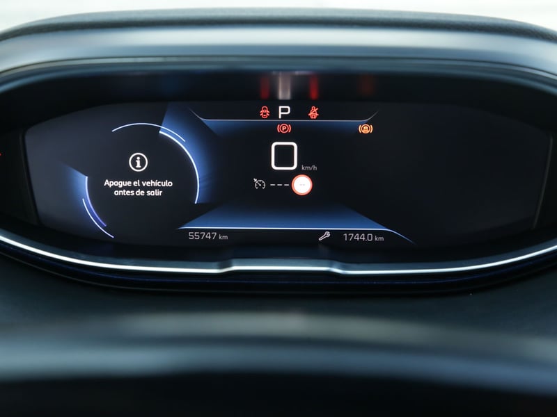 Peugeot 3008 ALLURE PACK BLUEHDI 130 EAT8 2024 - Imagen 5 de 8