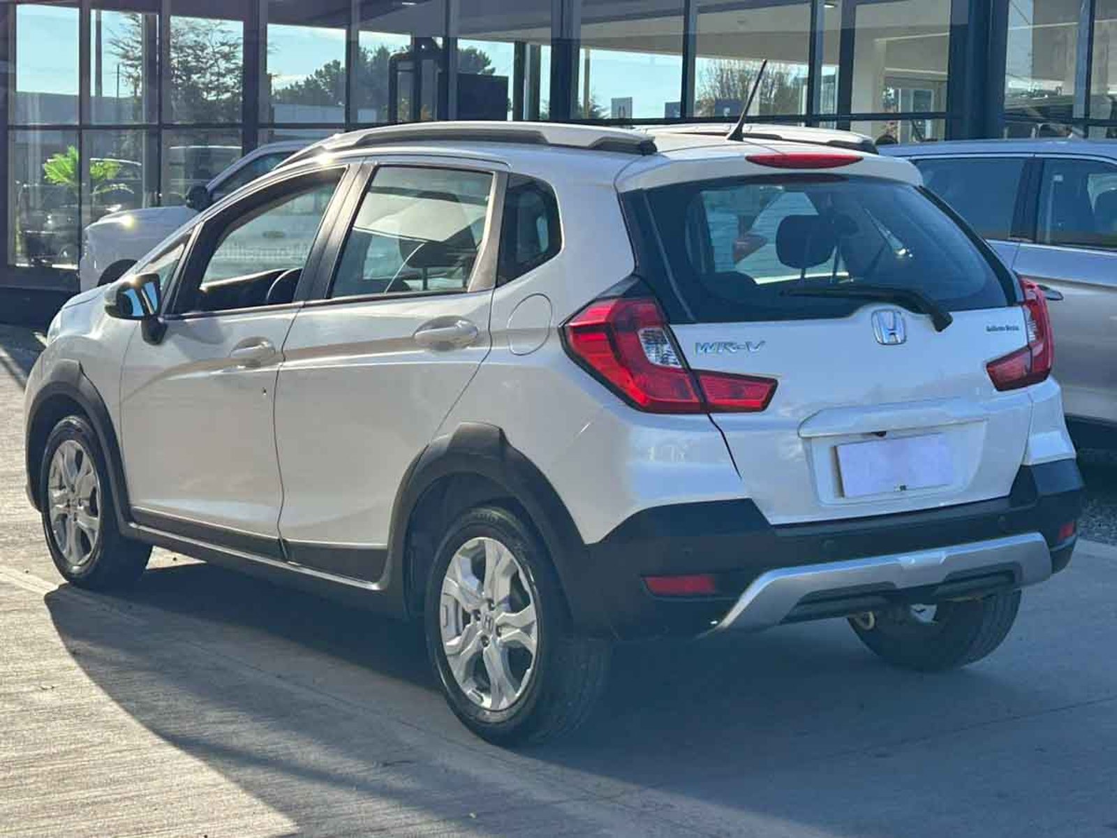 HONDA WR V LX 1.5 2024 - Imagen 4 de 16