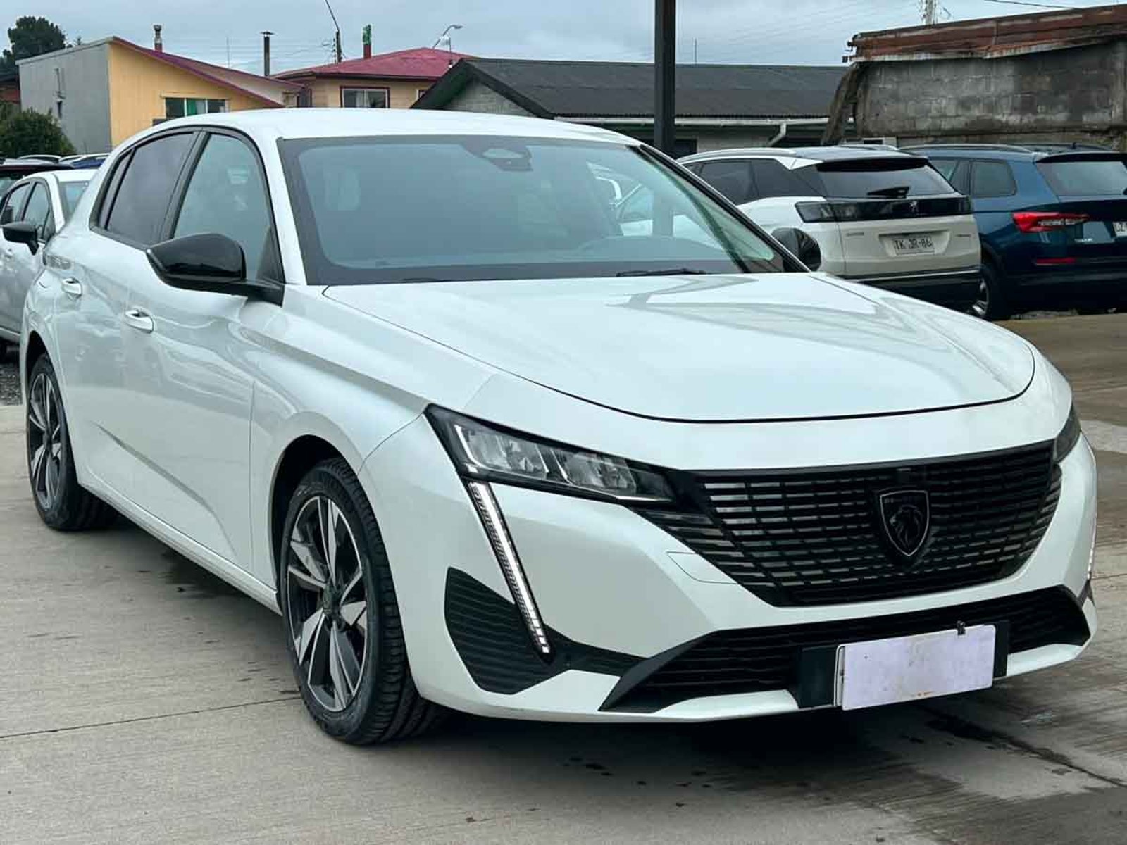 Peugeot 308 ACTIVE PACK 1.2 PURETECH 110HP 2024 - Imagen 18 de 20