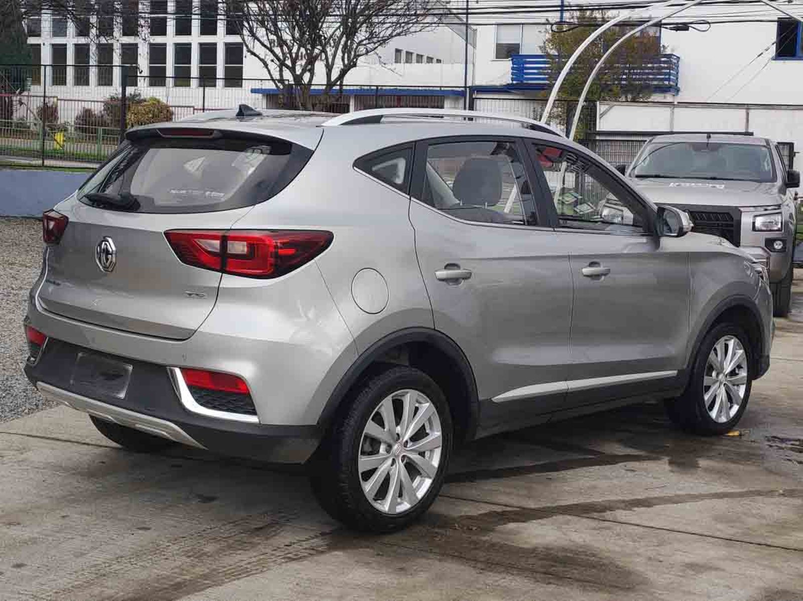 MG MG ZS 1.5 AT STD 2023 - Imagen 6 de 8