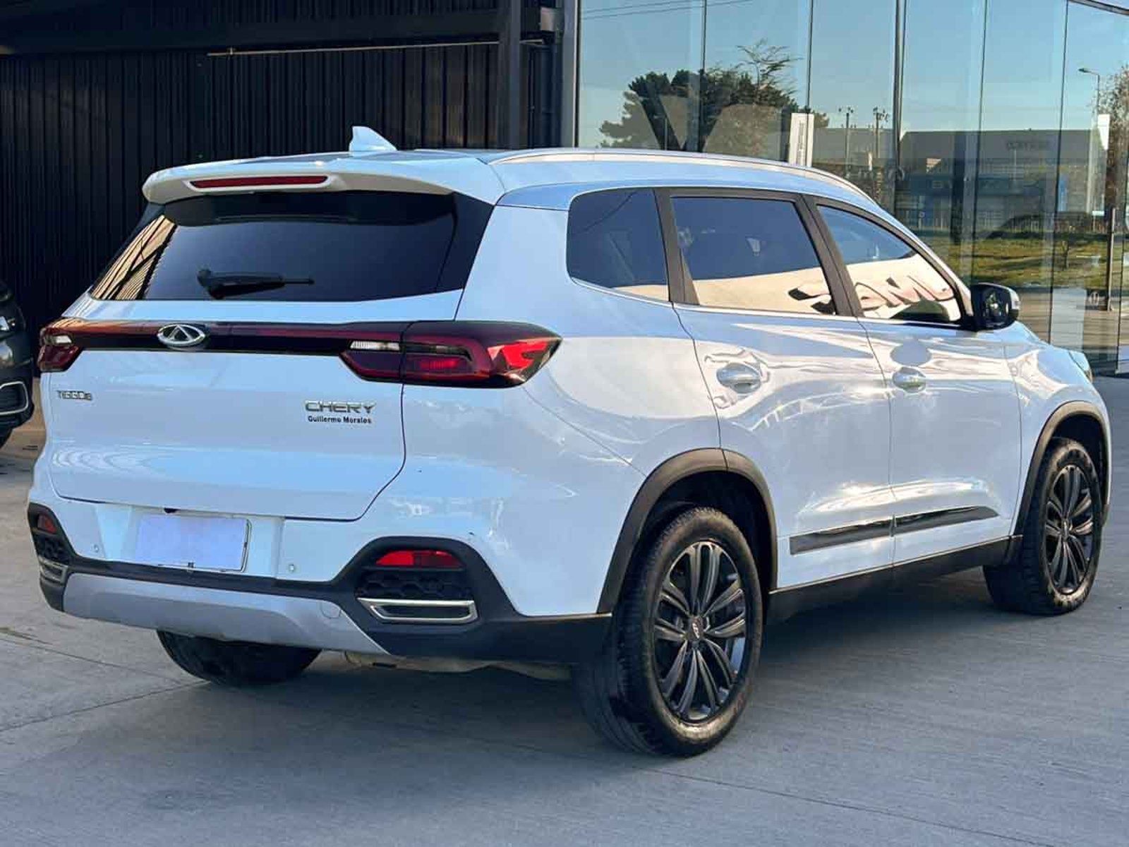 Chery TIGGO 8 GL 1.5 2023 - Foto 4 de 8