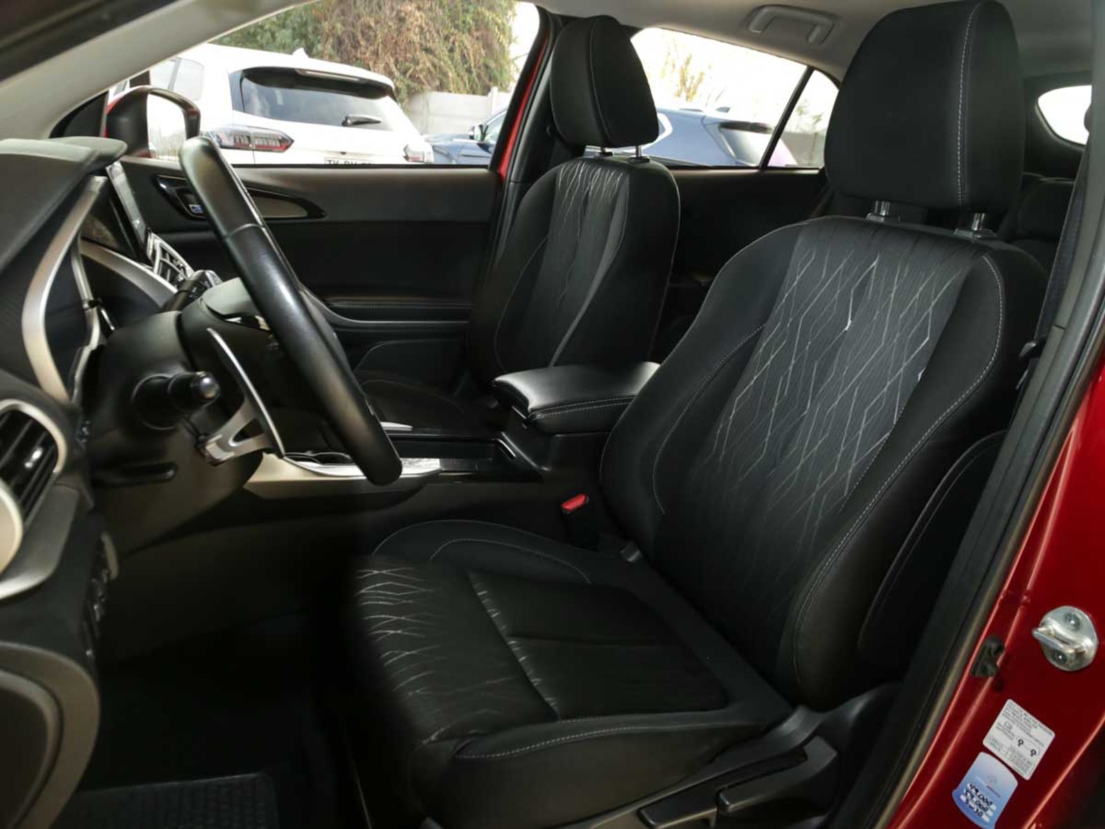 Mitsubishi ECLIPSE CROSS RS 1.5 4X2 AT 2019 - Imagen 7 de 8