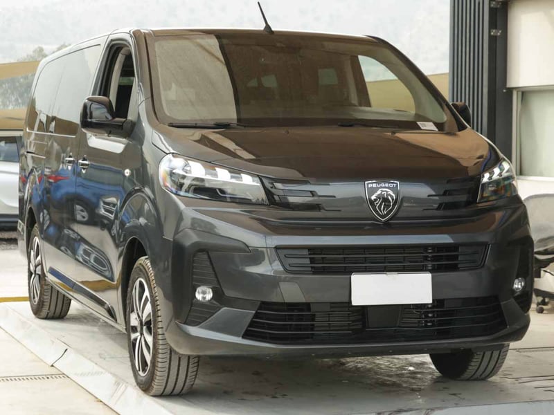 Peugeot NEW TRAVELLER MCA L3 9P DIESEL 180HP AT 2026 - Imagen 3 de 20