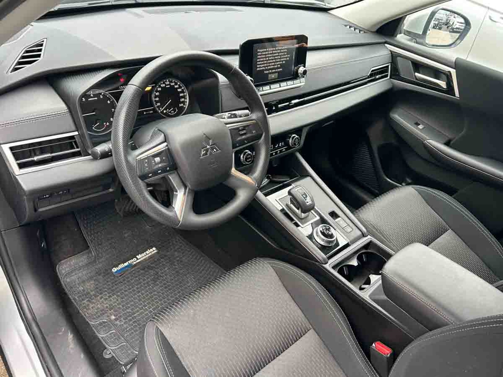 Mitsubishi NEW OUTLANDER 4X2 AT GL 2026 - Imagen 6 de 8