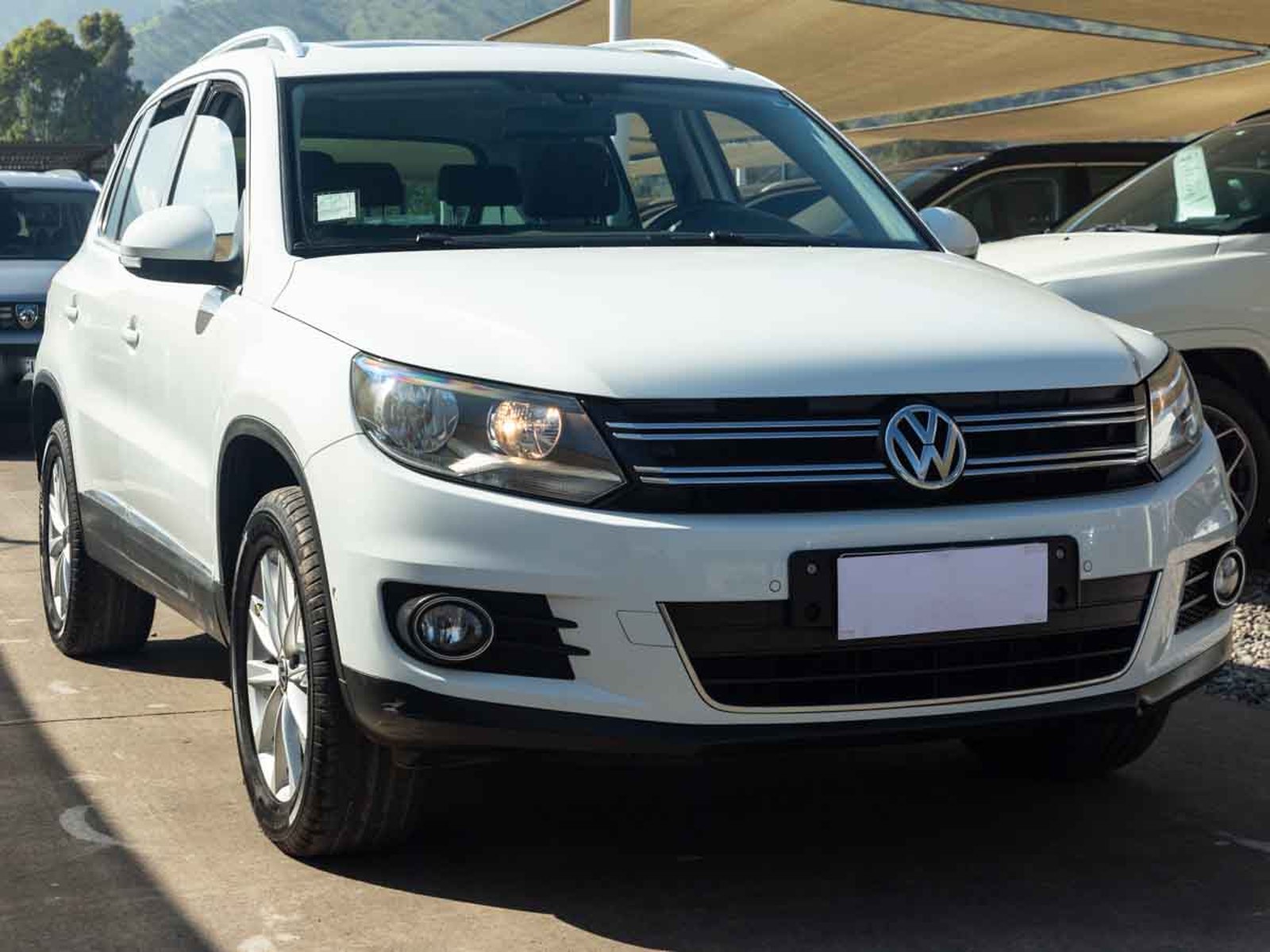 Volkswagen TIGUAN 2.0 AUT 2017 - Foto 2 de 8