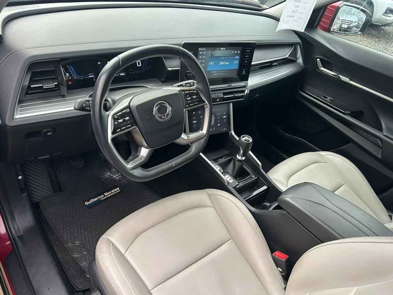 SsangYong TORRES GLX 1.5T 2WD 6MT 2023 - Imagen 6 de 8