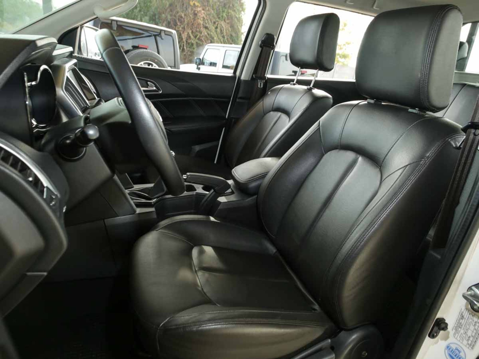 JMC VIGUS PLUS 4X4 2022 - Imagen 7 de 8