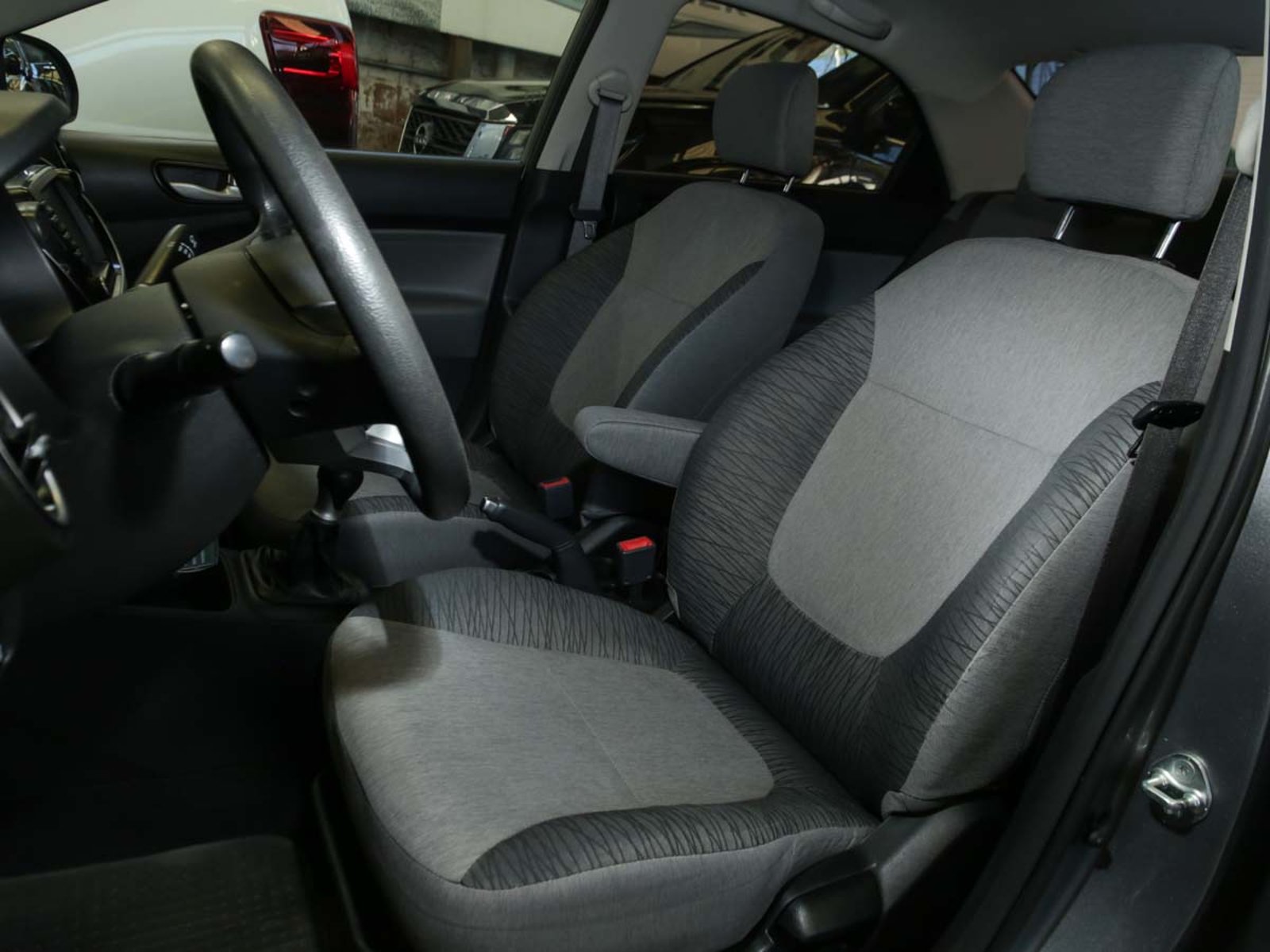 Kia SOLUTO LX 1.4 2025 - Imagen 7 de 8
