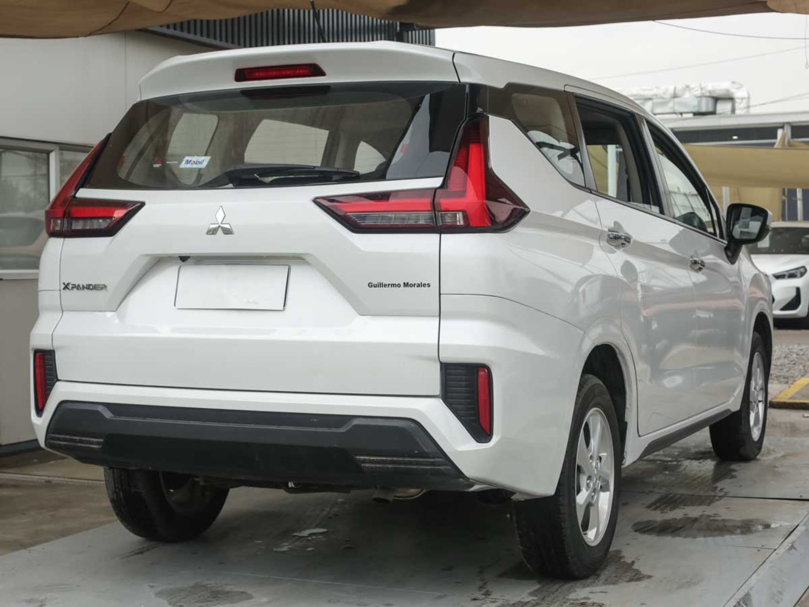 Mitsubishi XPANDER MT GL 2024 - Imagen 4 de 8