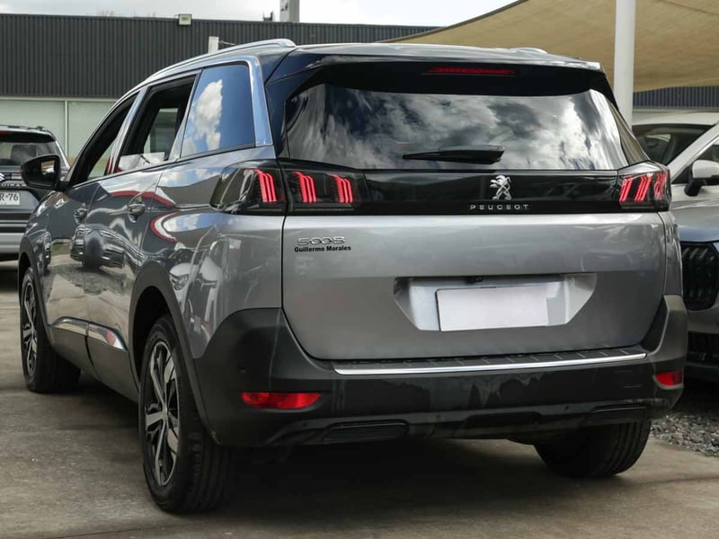 Peugeot 5008 ALLURE PACK BLUEHDI 130 EAT8 2024 - Imagen 3 de 9