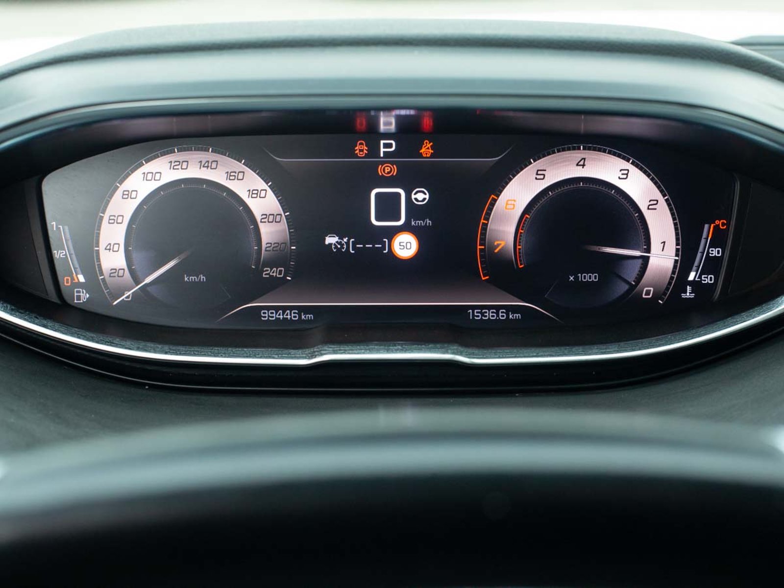 Peugeot 5008 GT PURETECH 180 EAT8 2022 - Imagen 5 de 8