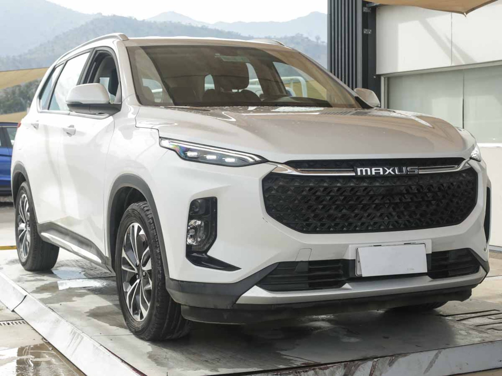 Maxus D60 ELITE 1.5 AUT 2024 - Foto 2 de 8