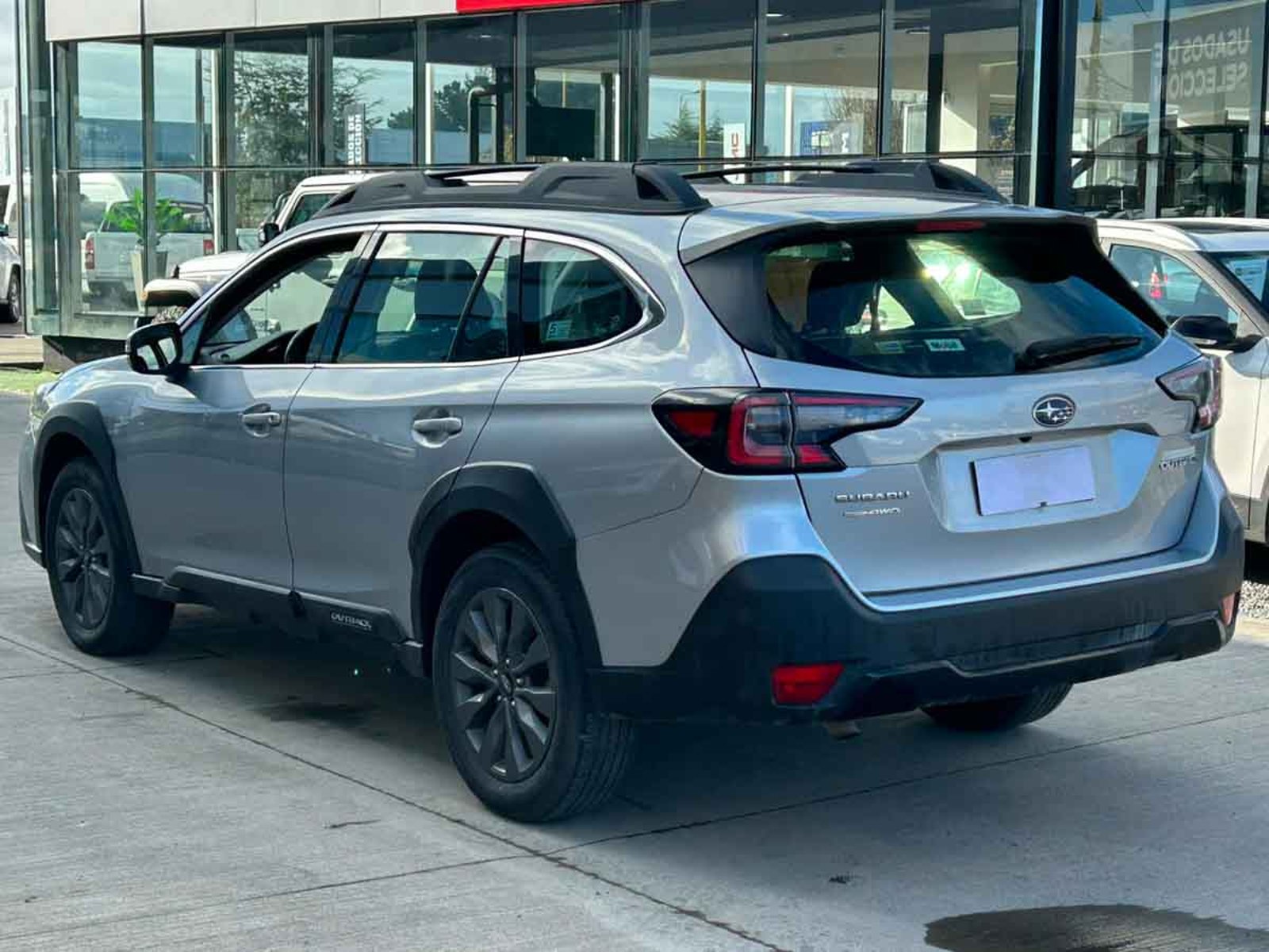Subaru OUTBACK 2.5I AWD AT 2024 - Foto 3 de 8