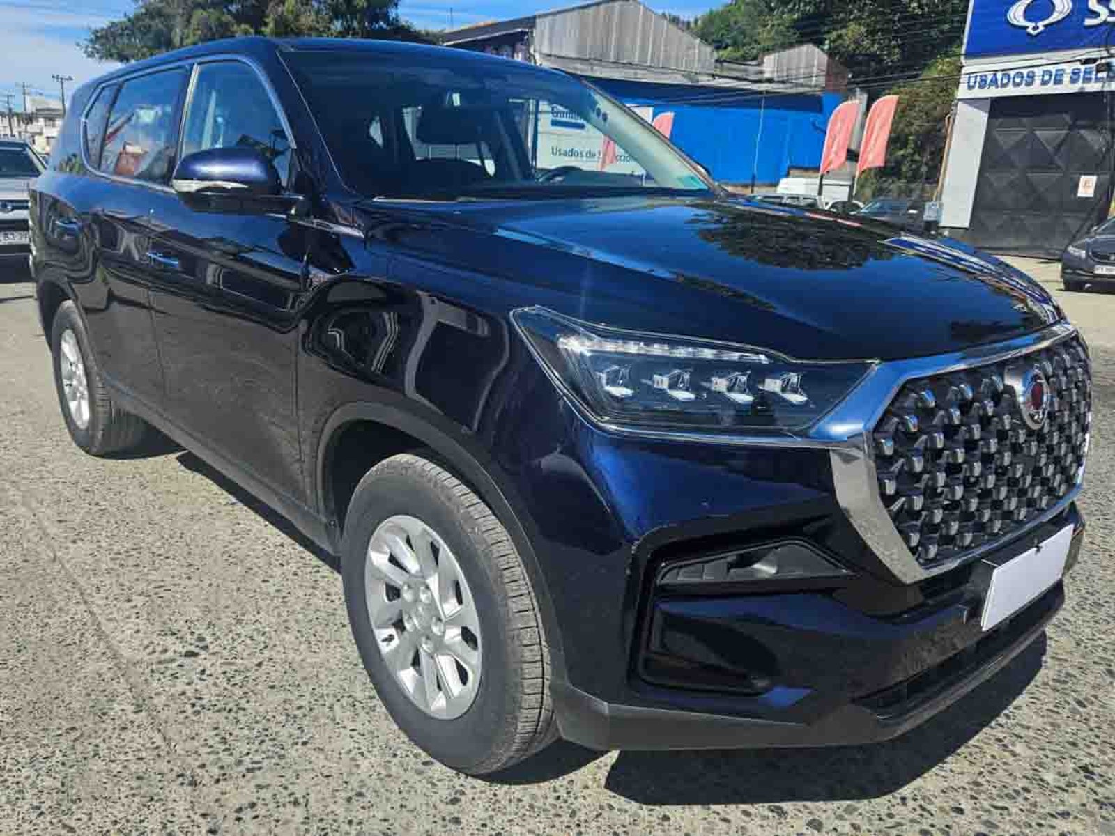 SsangYong NEW REXTON LX 2.0 T 6AT 4WD 6AB 2023 - Foto 2 de 8