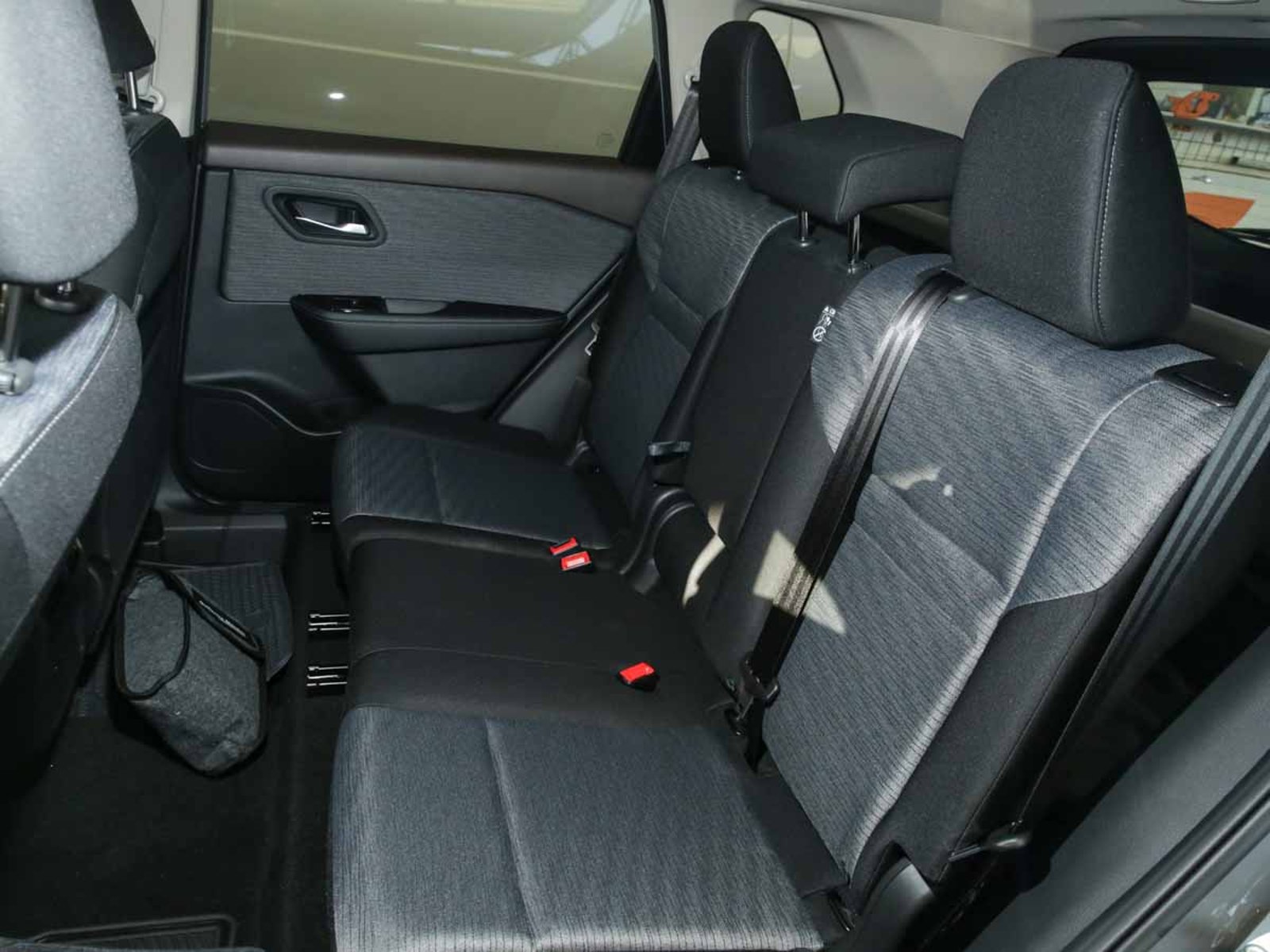 Nissan XTRAIL SENSE CVT 3R 2026 - Imagen 8 de 8