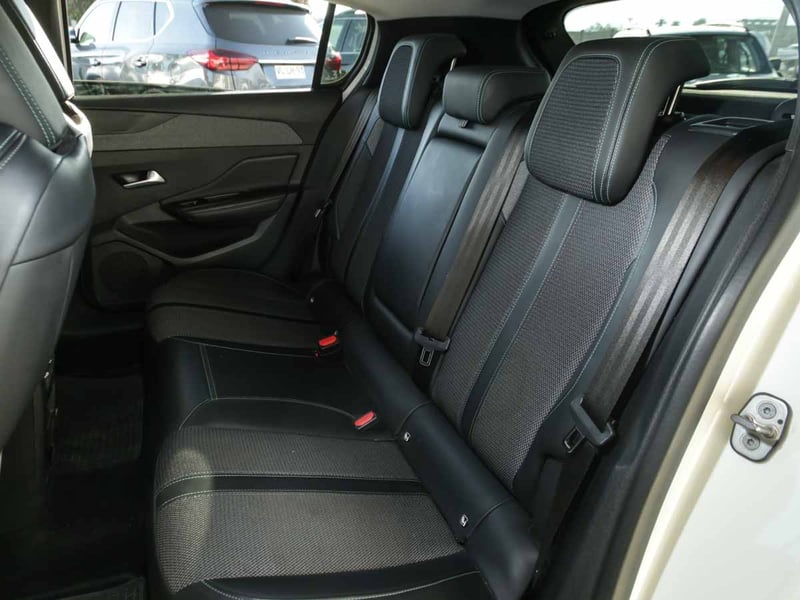 Peugeot 308 BLUE HDI 130 EAT8 1.5 AUT 2022 - Imagen 8 de 8