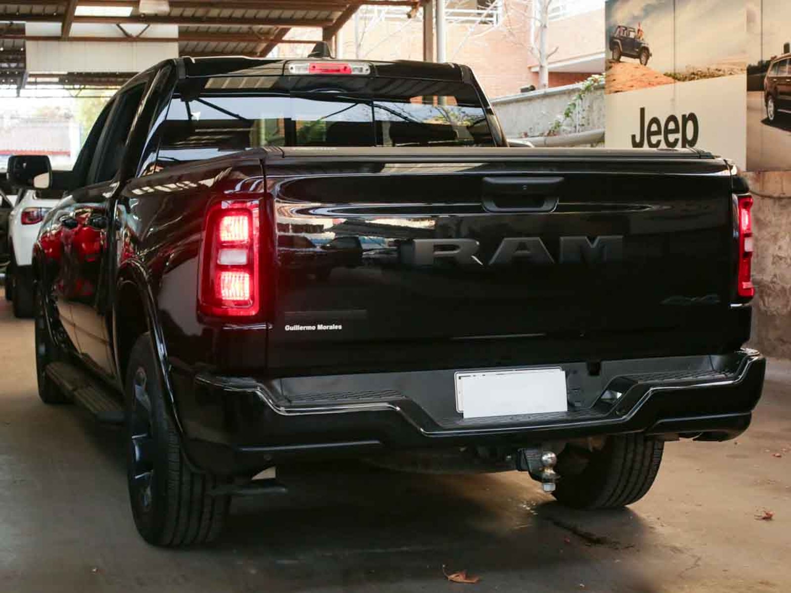 RAM 1500 BIGHORN NIGHT EDITION 3.6 V6 MILD HYBRID 305 2025 - Foto 3 de 8