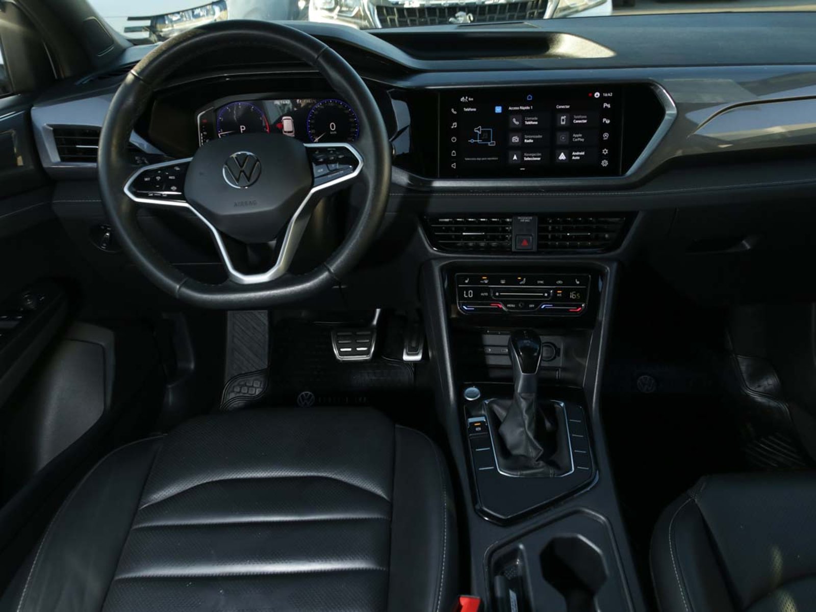 VOLKSWAGEN TAOS TSI 1.4 AT 2025 - Imagen 12 de 14