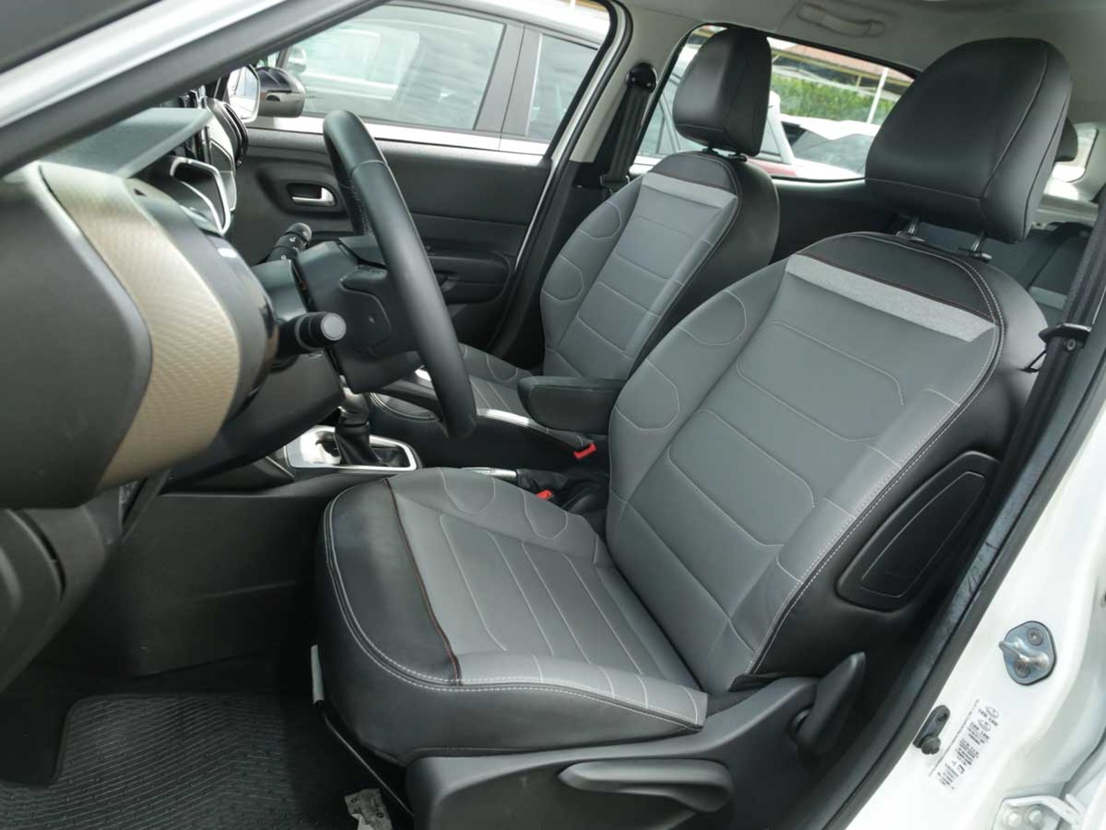 Citroën C3 Aircross Turbo 125 CVT Shine 7P TN 2026 - Imagen 6 de 8