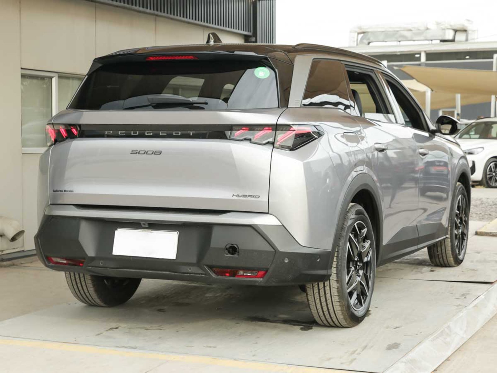 PEUGEOT NEW 5008 GT HYBRID 136HP AT 2026 - Imagen 6 de 15