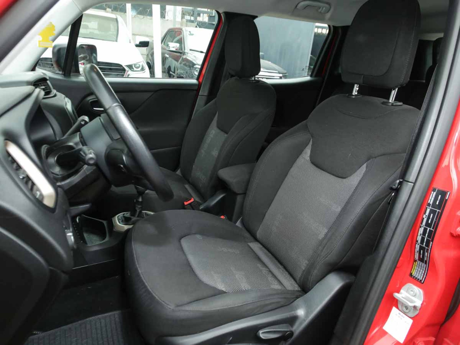 JEEP RENEGADE SPORT LX 1.7 2017 - Imagen 10 de 13