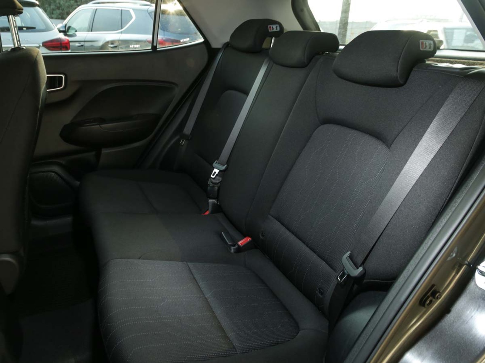 HYUNDAI VENUE QX 1.6 MT PLUS 2025 - Imagen 8 de 8