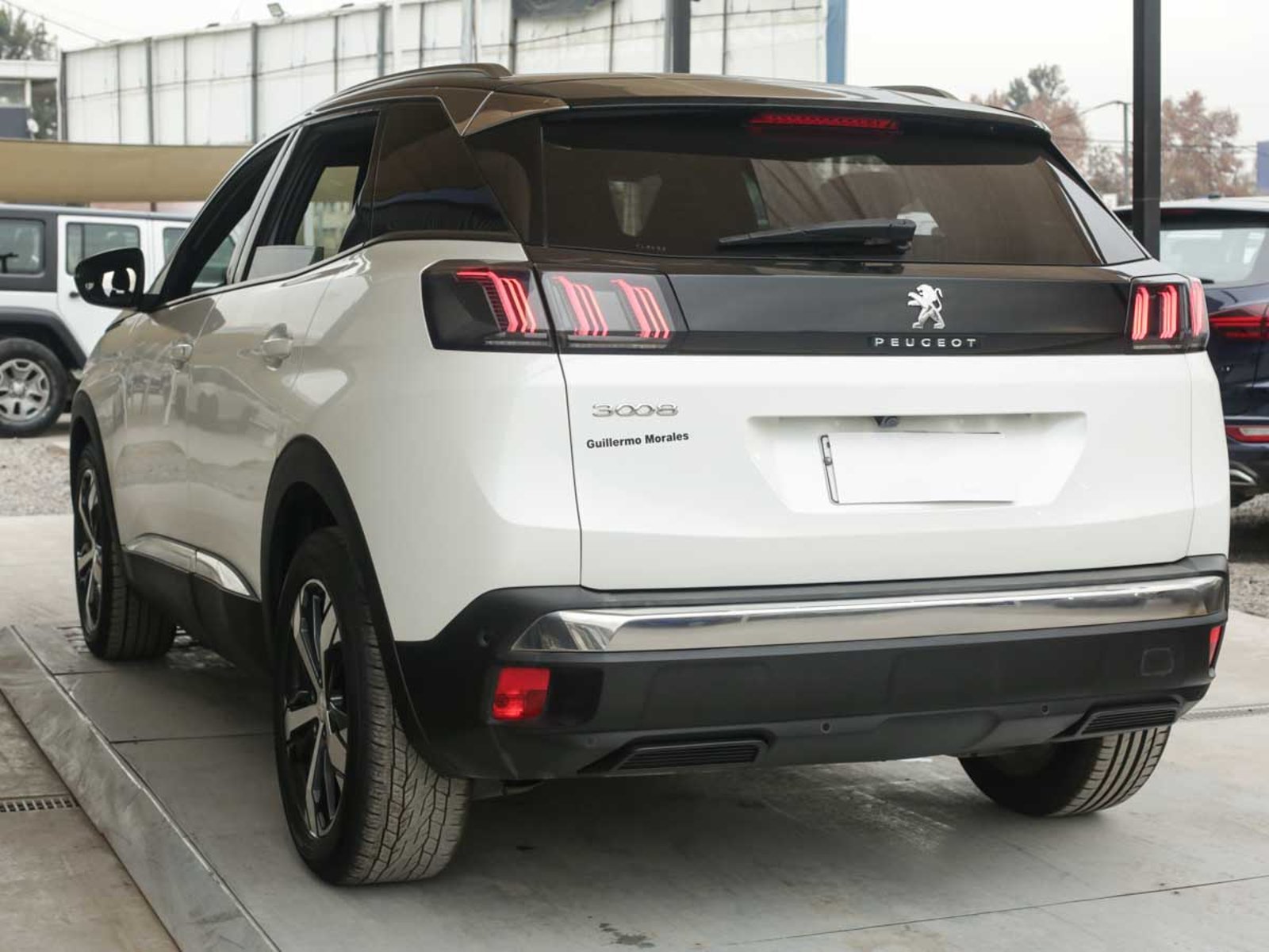 Peugeot 3008 ALLURE PACK BLUEHDI 130 EAT8 2024 - Foto 3 de 8
