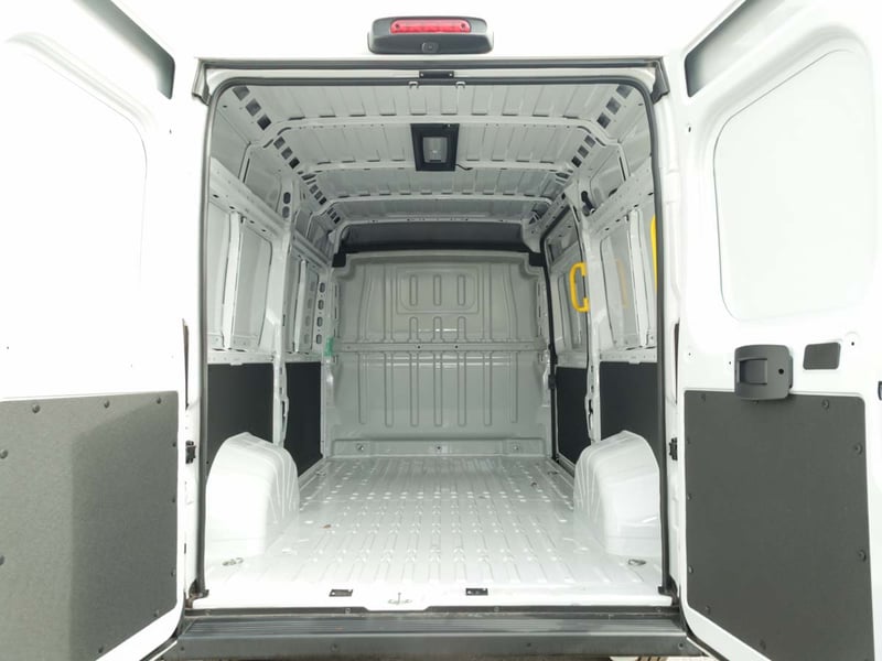 Peugeot BOXER MCA FURGÓN  L2H2 DIESEL 140HP MT 2026 - Imagen 8 de 8