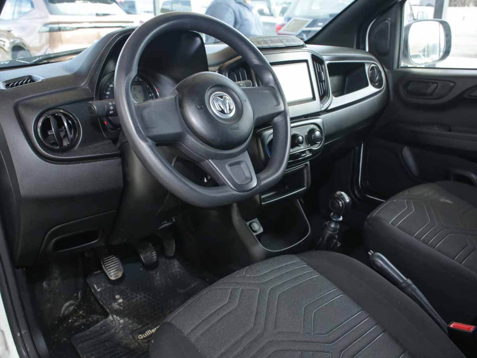 RAM V700 RAPID 1.4L ST AA (3,1mts3) 2023 - Imagen 6 de 8