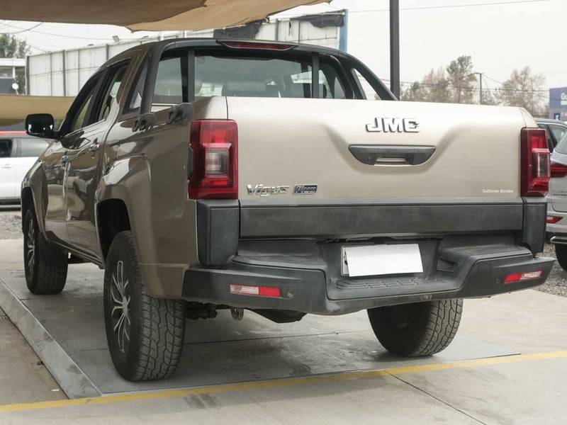 JMC VIGUS 2.4 PLUS DIESEL 2023 - Imagen 3 de 8