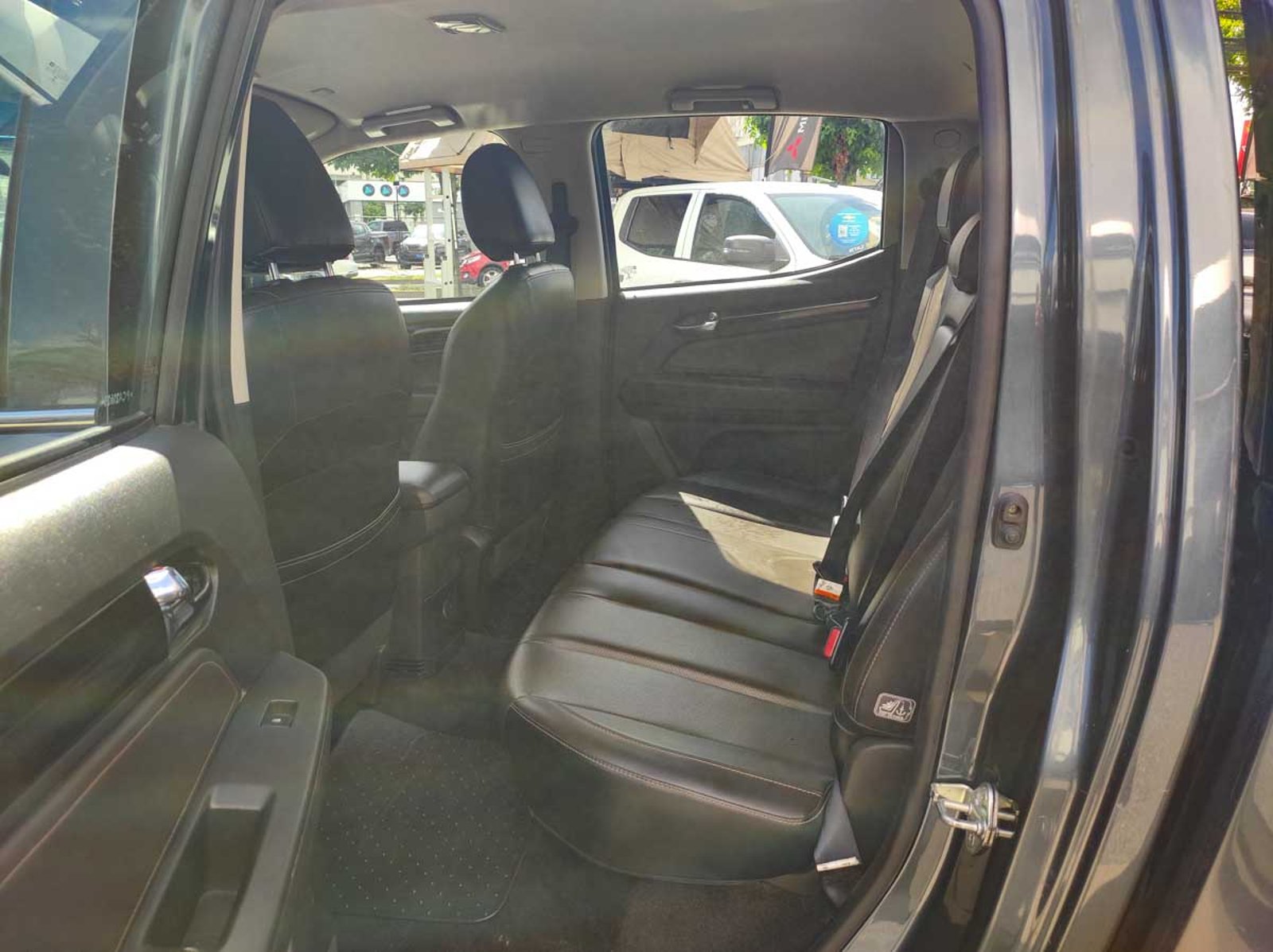 CHEVROLET COLORADO High Country 4x4 2.8 AT 2023 - Imagen 10 de 14