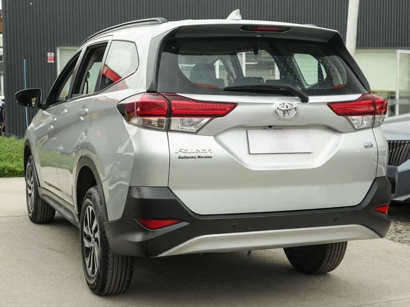 Toyota RUSH 1.5 MT 2022 - Imagen 3 de 9