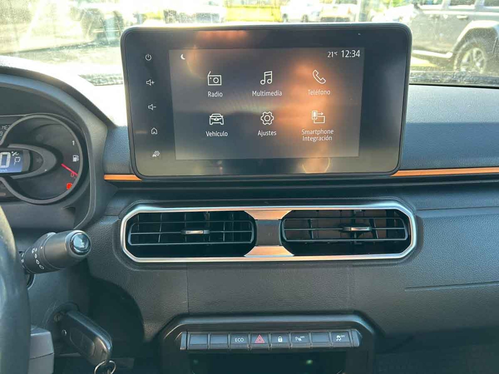 RENAULT OROCH ZEN 1.6 2023 - Imagen 13 de 16