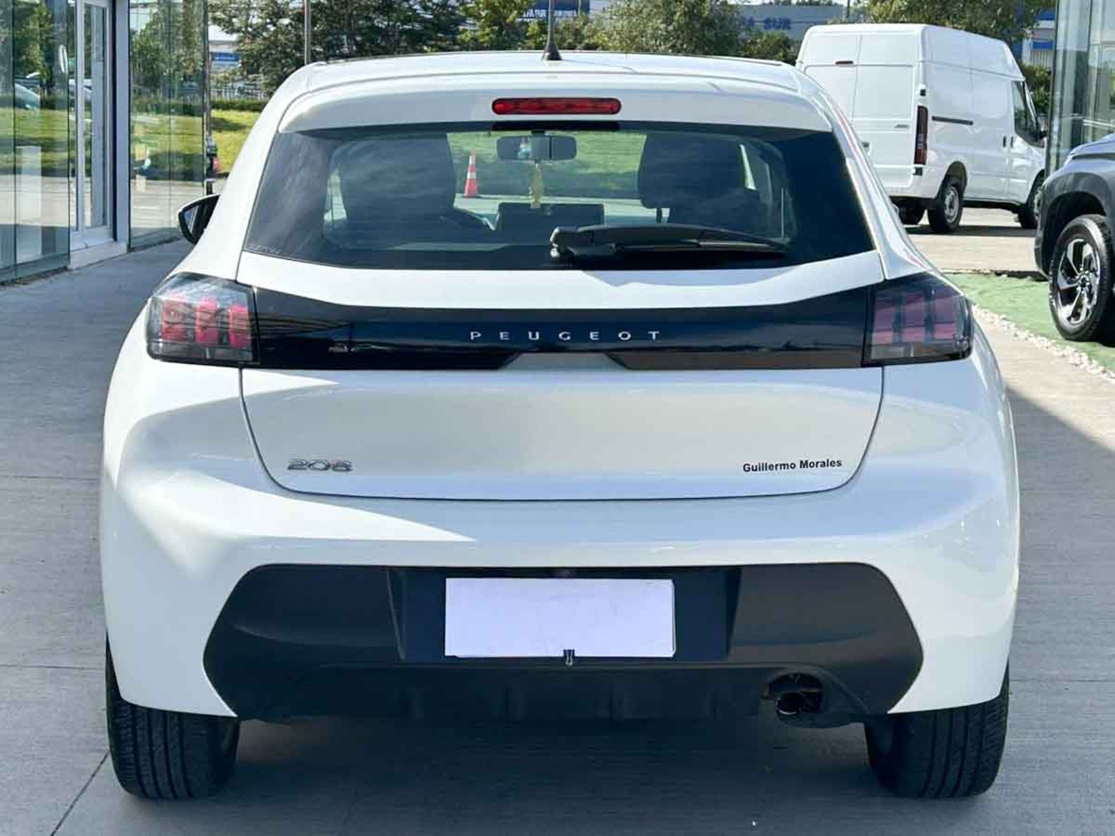 PEUGEOT 208 TECH EDITION BLUEHDI 100 2024 - Foto 5 de 16