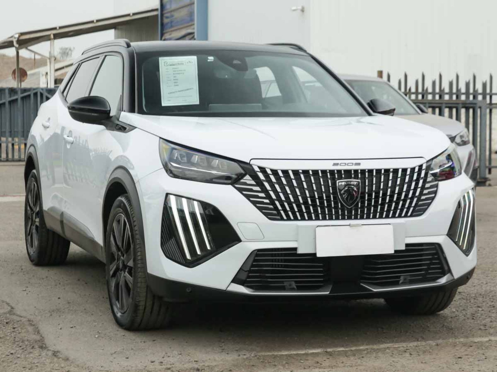 PEUGEOT 2008 MCA GT BLUEHDI 130 EAT8 2024 - Imagen 3 de 14