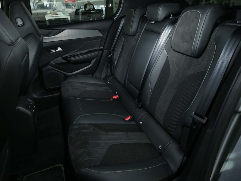 Peugeot 308 GT PURETECH 130 EAT8 2023 - Imagen 8 de 8