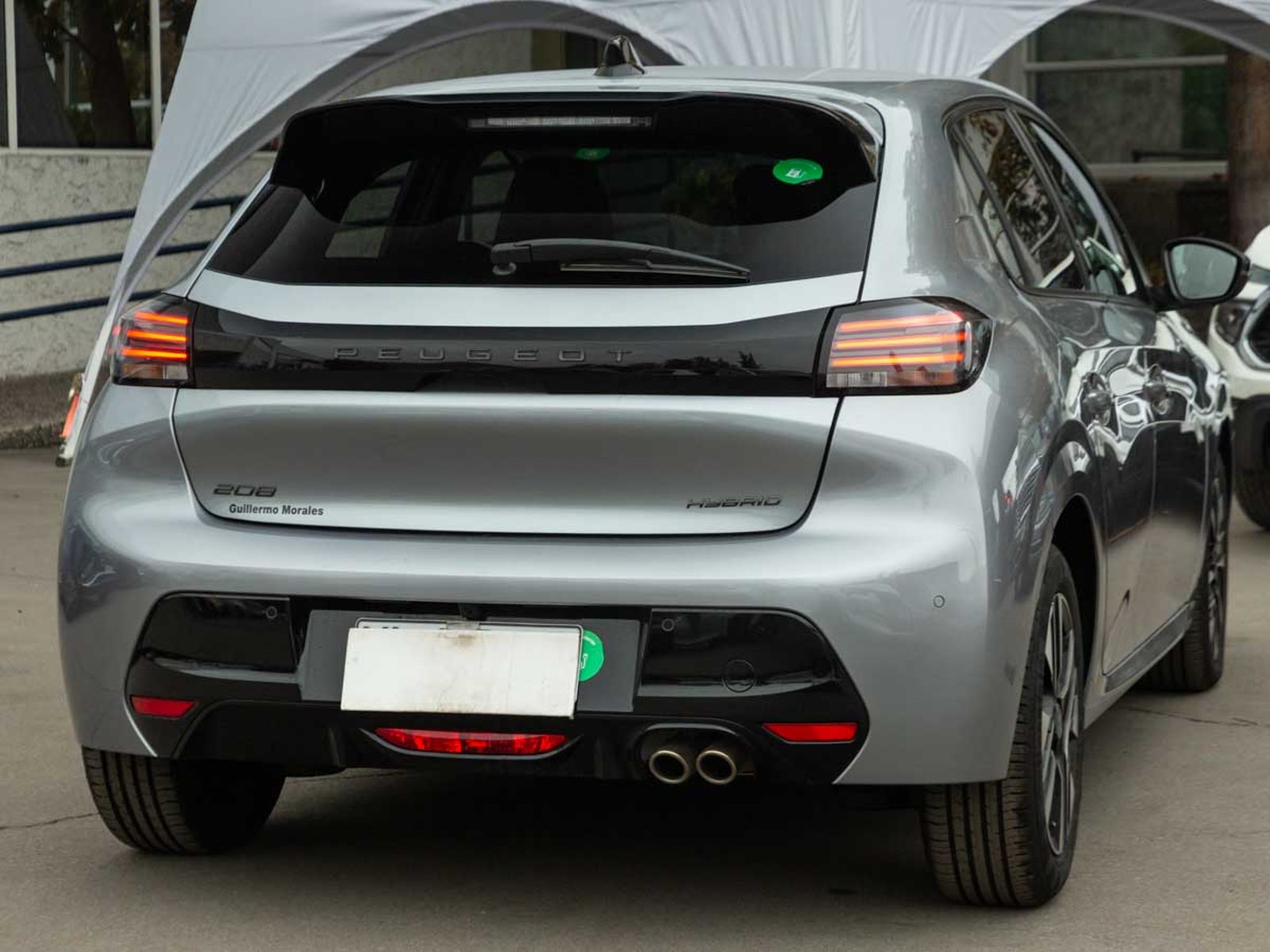 Peugeot 208 MCA ALLURE HYBRID 136HP AT 2026 - Foto 4 de 8