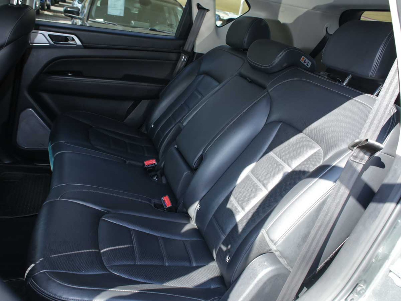 SsangYong NEW REXTON GLX 2.2TD 8AT 2WD 6AB 2023 - Imagen 7 de 8