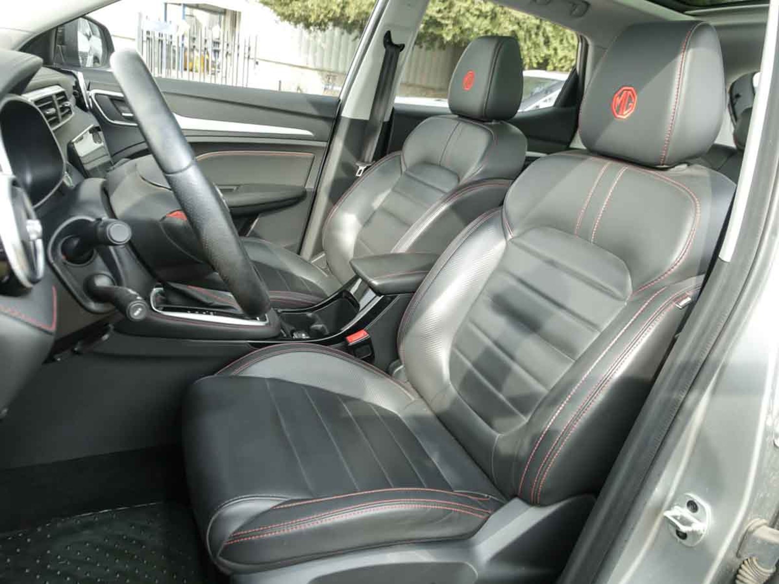 MG ZX TROPHY 1.3 AUT 2022 - Imagen 10 de 14
