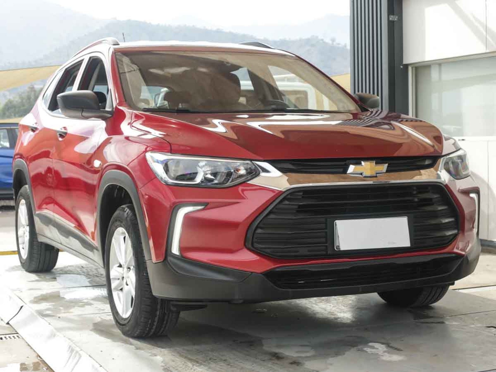 Chevrolet TRACKER 1.2T 2023 - Foto 2 de 8