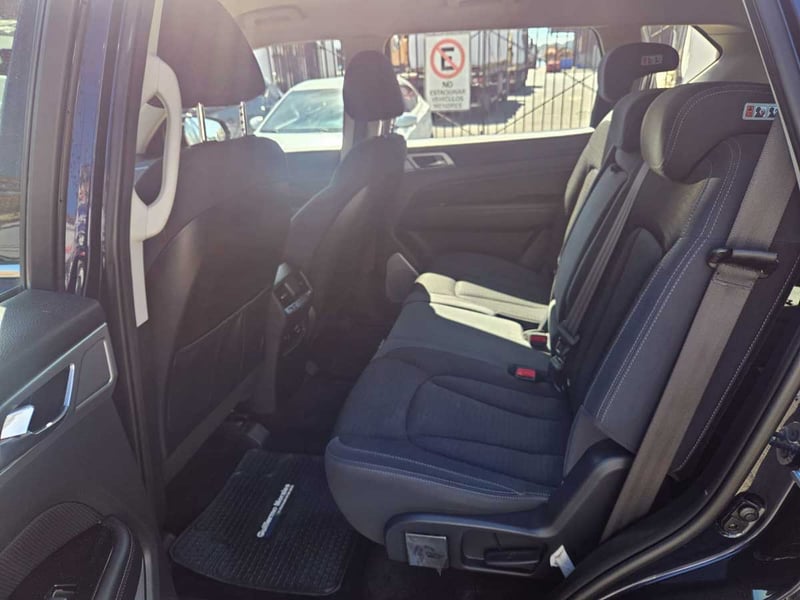 SsangYong NEW REXTON LX 2.0 T 6AT 4WD 6AB 2023 - Imagen 6 de 16