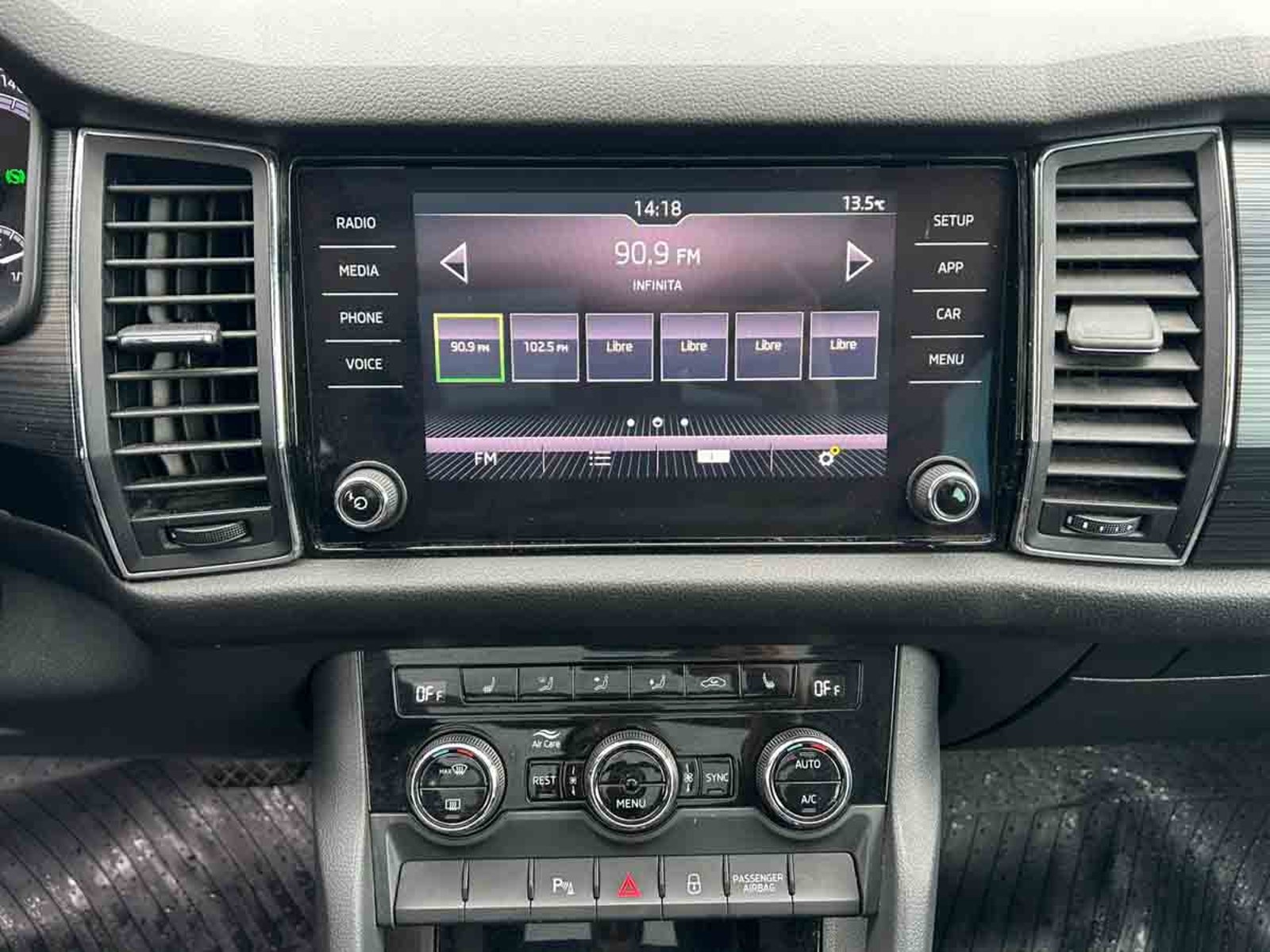 SKODA KODIAQ TSI 1.4 AUT 2020 - Imagen 13 de 17