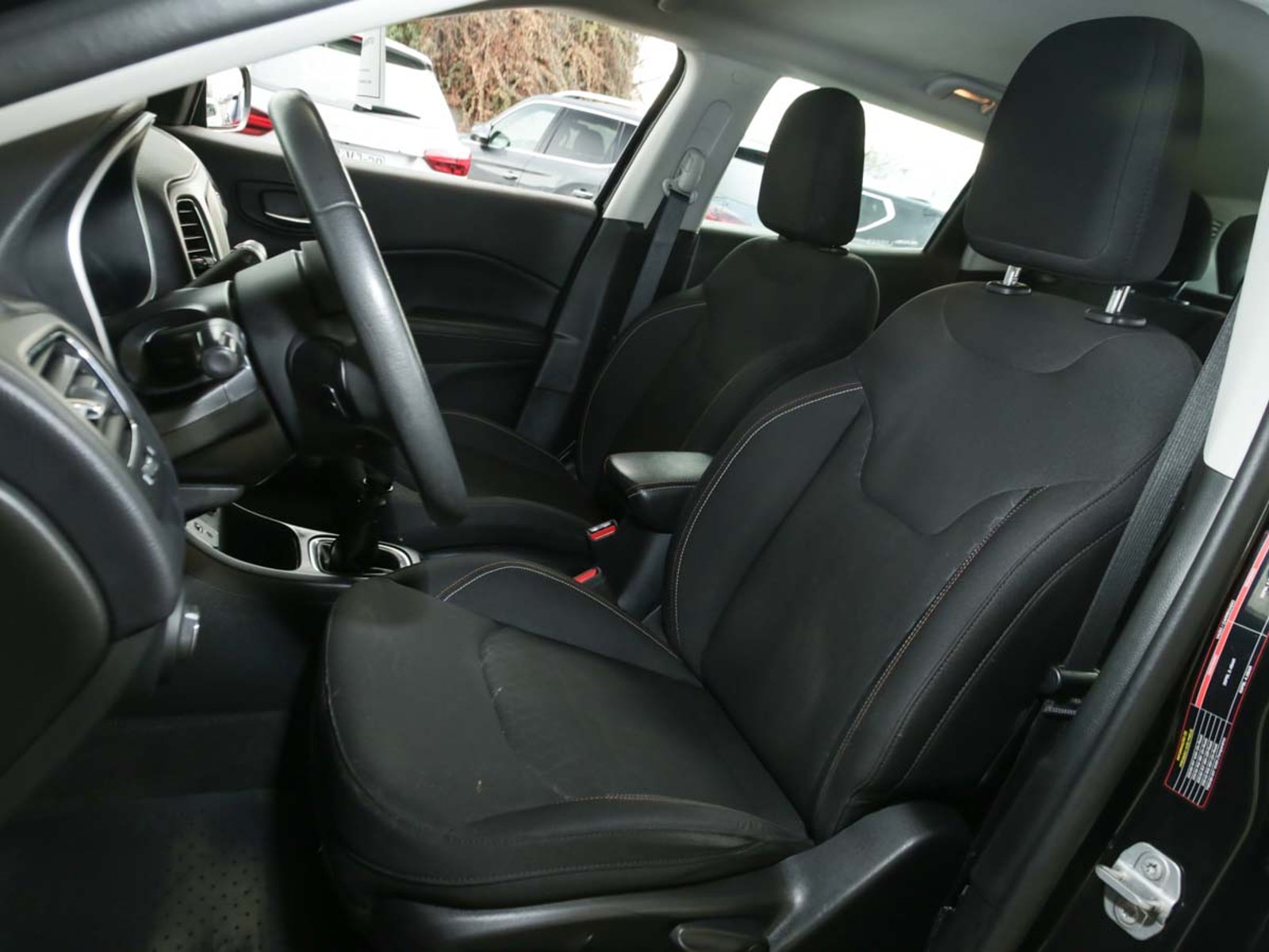 Jeep COMPASS SPORT 2.4 2019 - Imagen 7 de 8