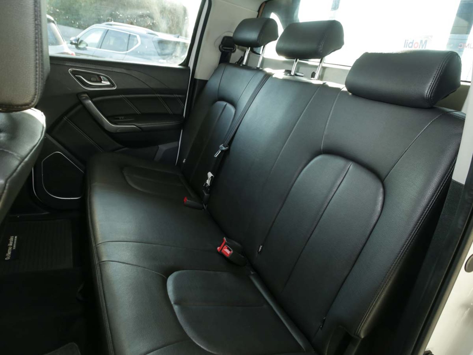 JMC VIGUS 2.4 PLUS DIESEL 2022 - Imagen 8 de 8