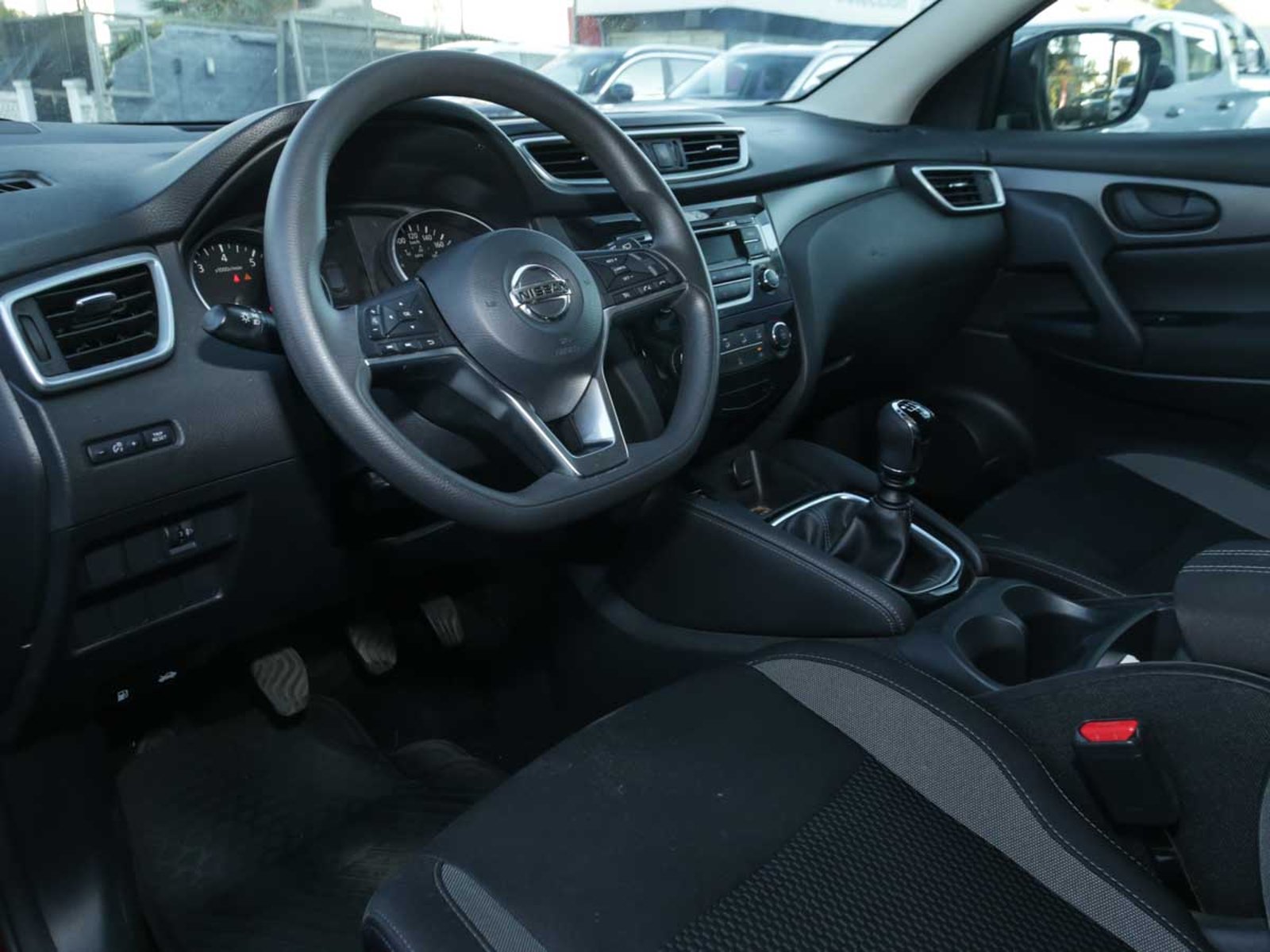 NISSAN QASHQAI SENSE 2.0 2019 - Imagen 8 de 13