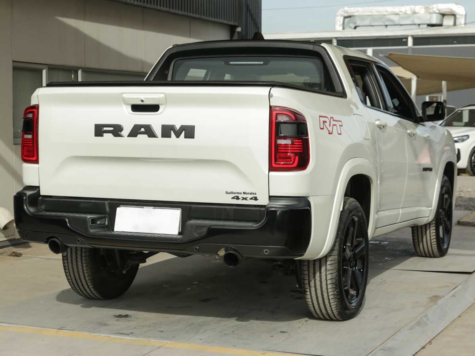 RAM RAMPAGE R/T 2.0 GASOLINA 272 HP 4X4 AT 2026 - Imagen 6 de 14